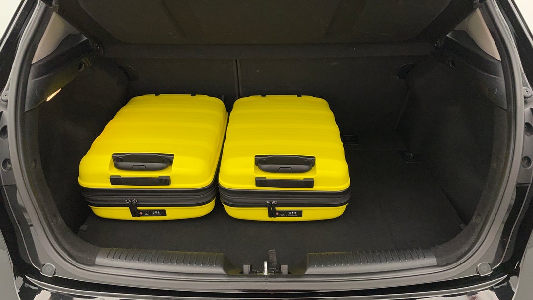 2016 Kia Cerato Sli, Automatic, 78068 km, Boot Inside View with Luggage