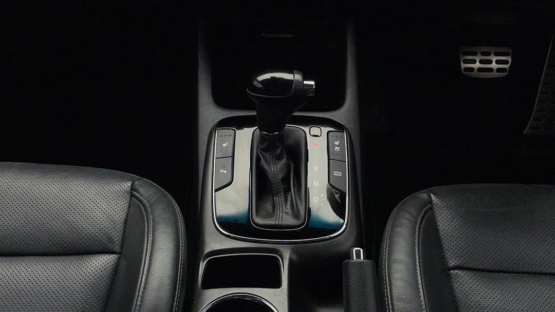 2016 Kia Cerato Sli, Automatic, 78068 km, Gear Lever 