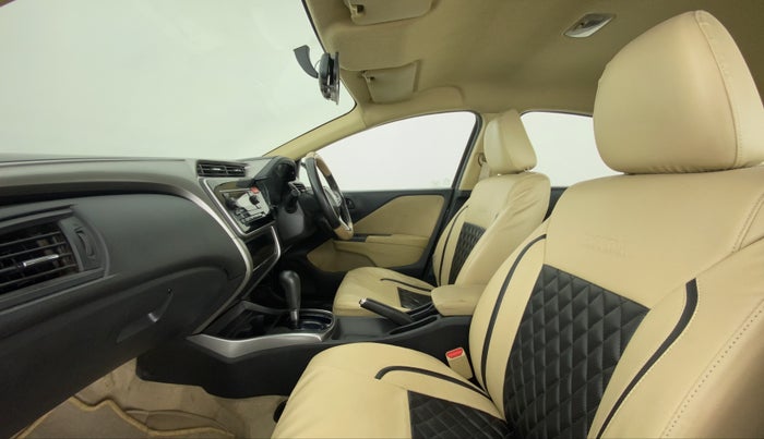 2015 Honda City SV CVT PETROL, Petrol, Automatic, 53,566 km, Right Side Front Door Cabin