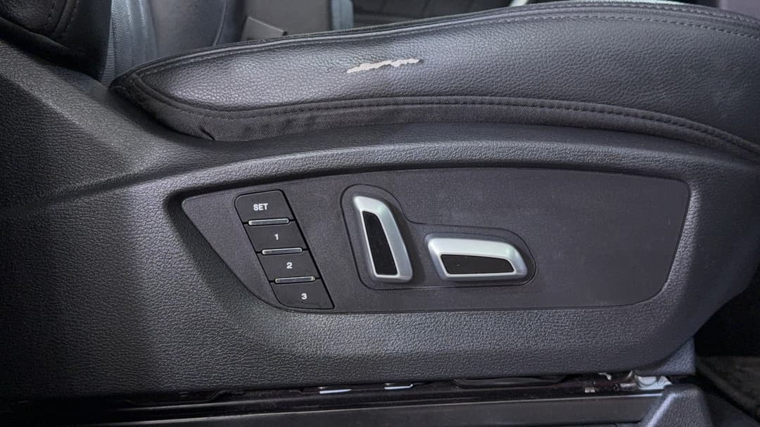 2020 Haval H9 Ultra, Automatic, 79005 km, Drivers Side Adjustment Panel