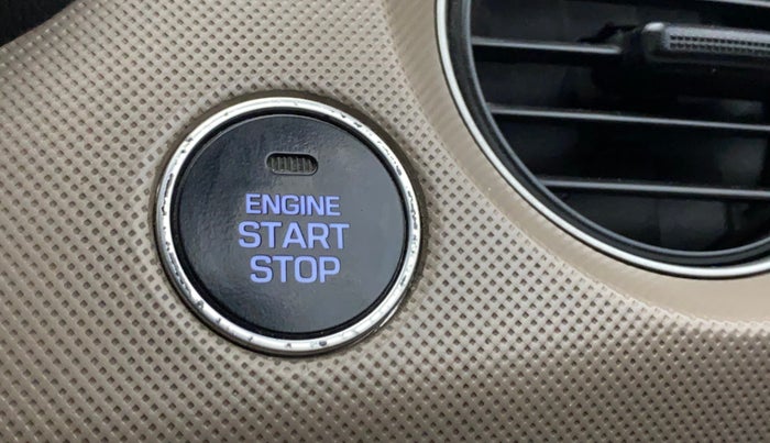 2016 Hyundai Grand i10 ASTA 1.2 KAPPA VTVT, Petrol, Manual, 49,037 km, Keyless Start/ Stop Button
