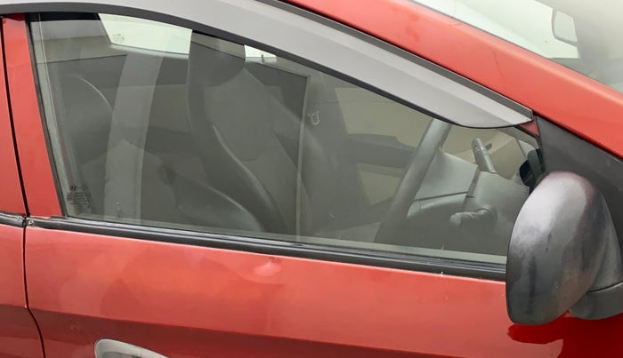 2013 Hyundai Eon ERA +, Petrol, Manual, 39,630 km, Driver-side door - Weather strip has minor damage