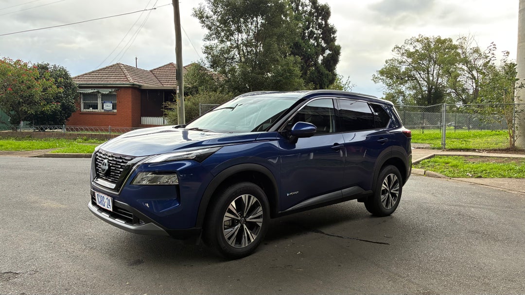 Left Front Diagonal (45- Degree) View