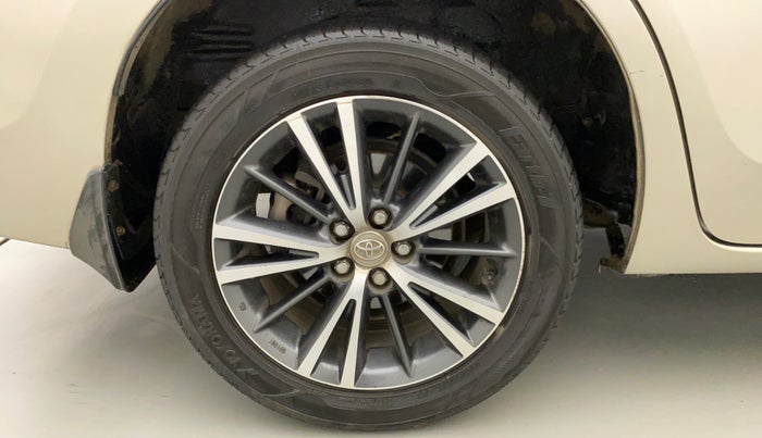 2018 Toyota Corolla Altis VL CVT PETROL, Petrol, Automatic, 74,214 km, Right Rear Wheel