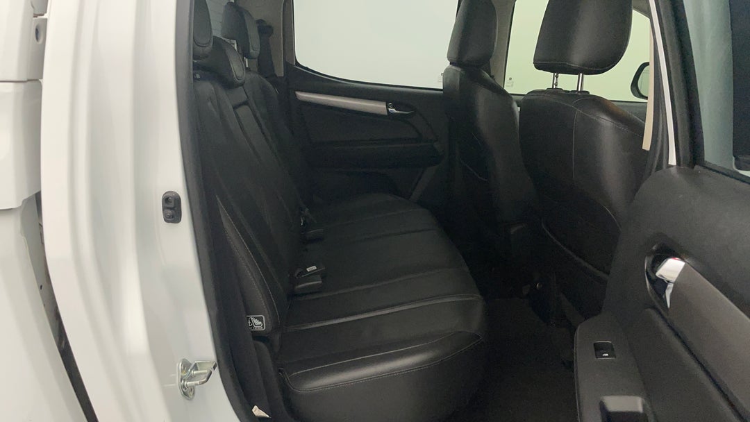 2019 Holden Colorado Z71 (4x4) (5yr), Automatic, 145787 km, Right Side Rear Door Cabin View