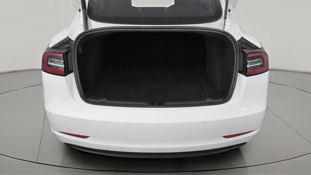 2023 Tesla Model 3 Long Range, Automatic, 75002 km, Boot Inside View