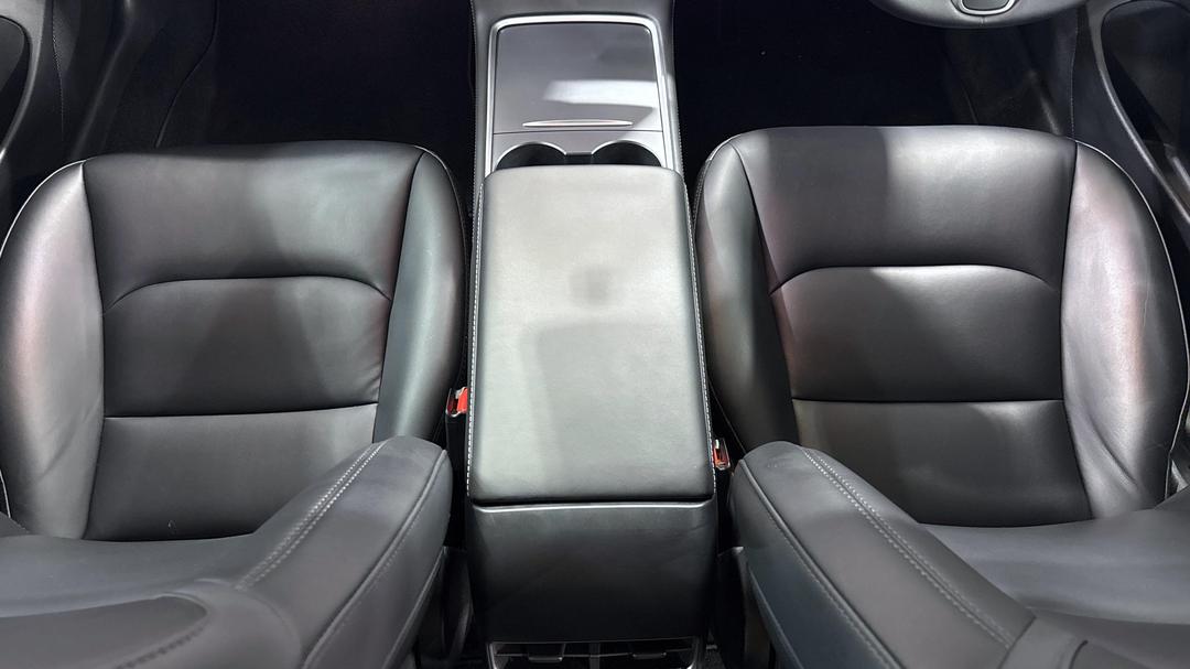 2023 Tesla Model 3 Long Range, Automatic, 75002 km, Center Console