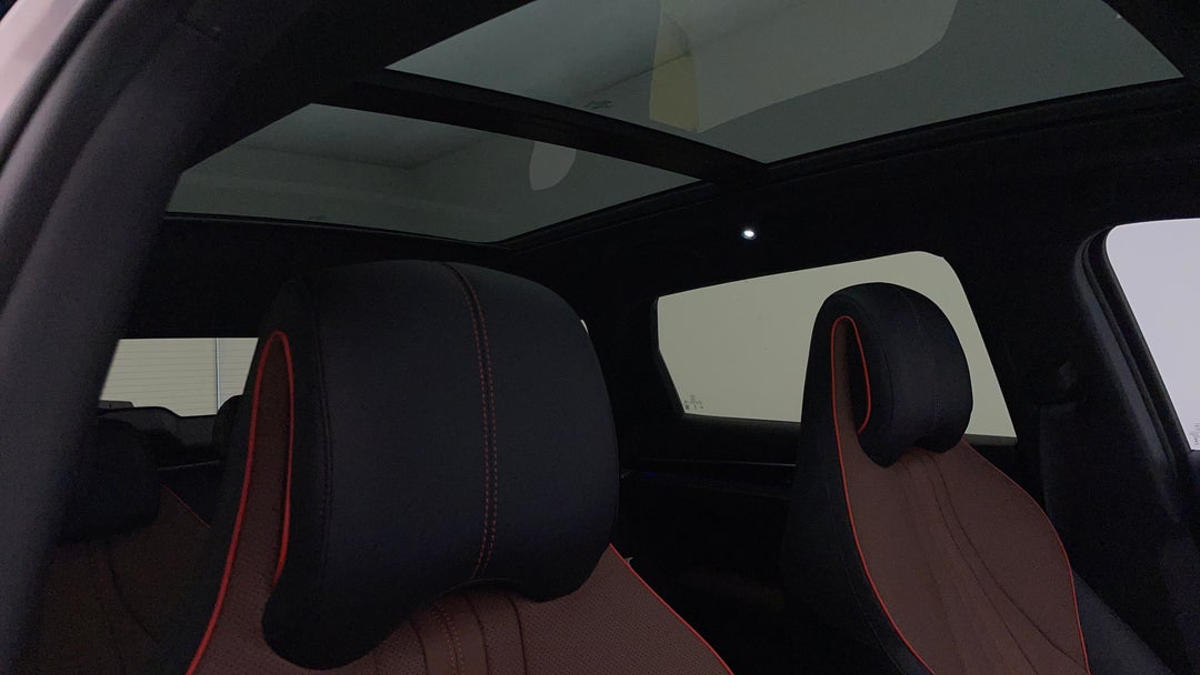 Interior Sunroof/Moonroof
