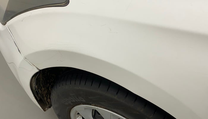 2018 Hyundai Elite i20 MAGNA EXECUTIVE 1.2, CNG, Manual, 64,144 km, Left fender - Paint has minor damage