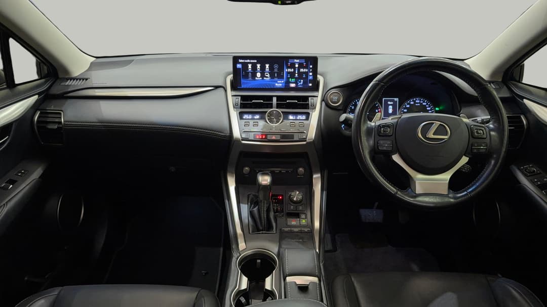 2017 Lexus Nx300 Luxury (AWD), Automatic, 113397 km, Dashboard View