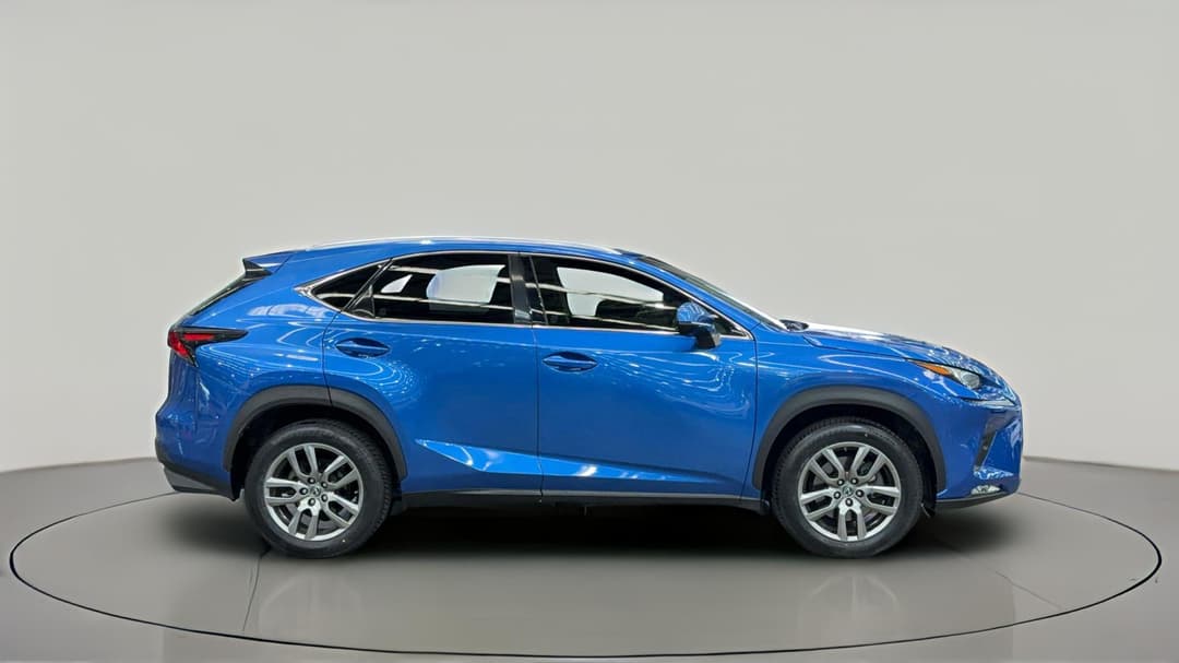 2017 Lexus Nx300 Luxury (AWD), Automatic, 113397 km, Right Side View