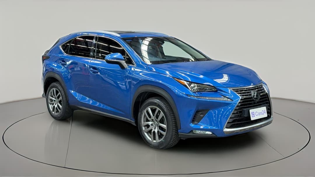 2017 Lexus Nx300 Luxury (AWD), Automatic, 113397 km, Right Front Diagonal (45- Degree) View