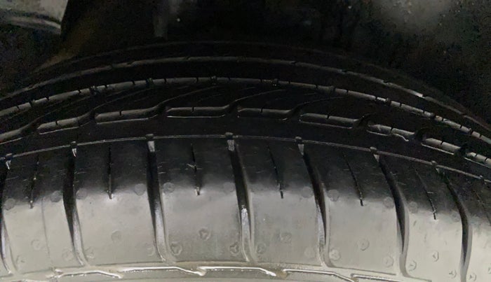 2019 Hyundai Creta SX 1.6 PETROL, Petrol, Manual, 20,920 km, Right Rear Tyre Tread