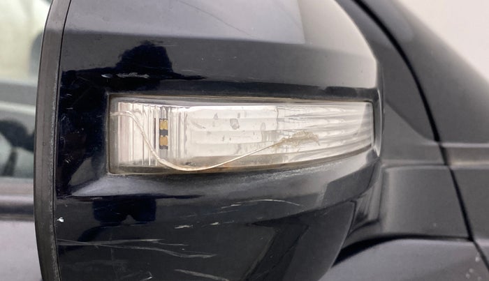 2012 Maruti Swift VDI, Diesel, Manual, 95,626 km, Right rear-view mirror - Indicator light has minor damage