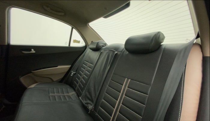 2014 Hyundai Xcent S 1.2, Petrol, Manual, 92,840 km, Right Side Rear Door Cabin