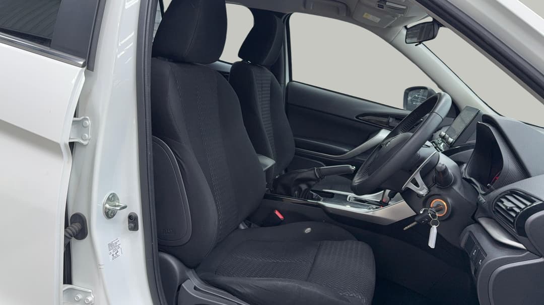 2022 Mitsubishi Eclipse Cross Es (2WD), Automatic, 44961 km, Right Side Front Door Cabin View