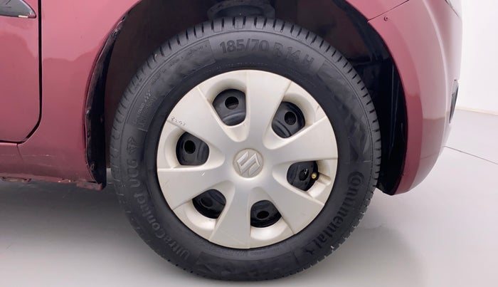 2011 Maruti Ritz VXI, Petrol, Manual, 38,428 km, Right Front Wheel