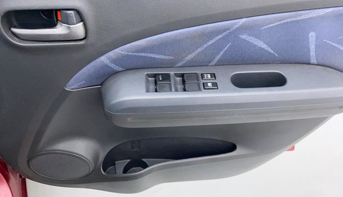 2011 Maruti Ritz VXI, Petrol, Manual, 38,428 km, Driver Side Door Panels Control