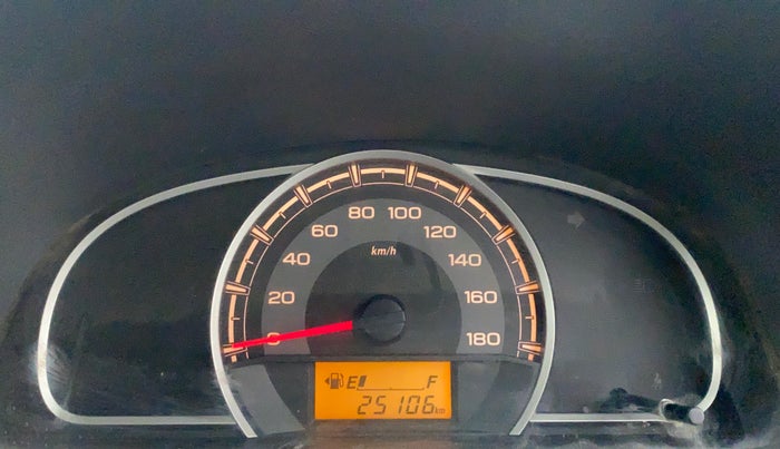 2016 Maruti Alto 800 LXI, Petrol, Manual, 25,201 km, Odometer Image