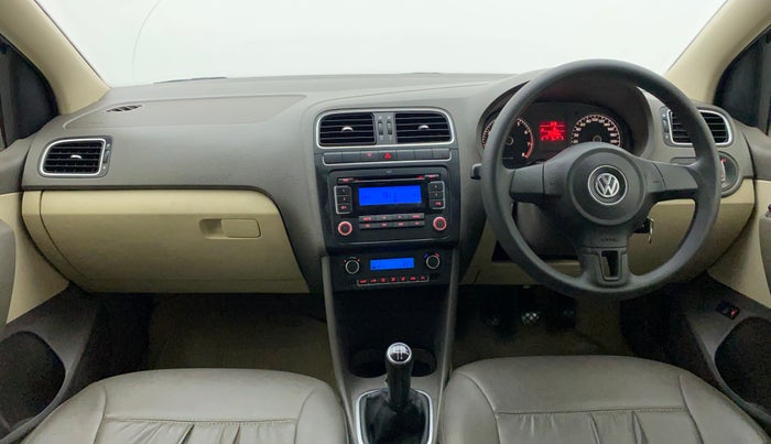 2011 Volkswagen Vento HIGHLINE 1.6 MPI, Petrol, Manual, 97,769 km, Dashboard