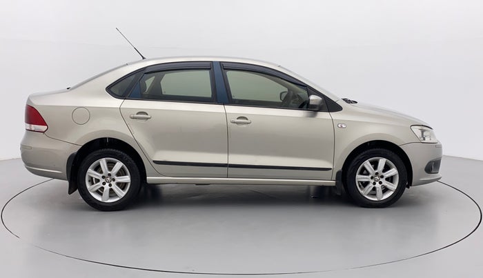 2011 Volkswagen Vento HIGHLINE 1.6 MPI, Petrol, Manual, 97,769 km, Right Side View