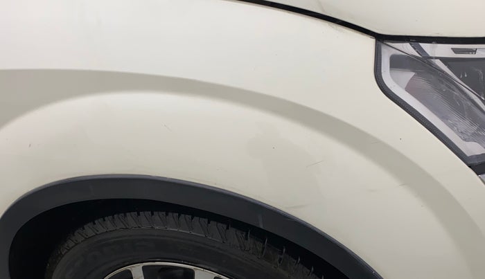 2019 Mahindra XUV500 W11 (O) AT, Diesel, Automatic, 87,064 km, Right fender - Minor scratches