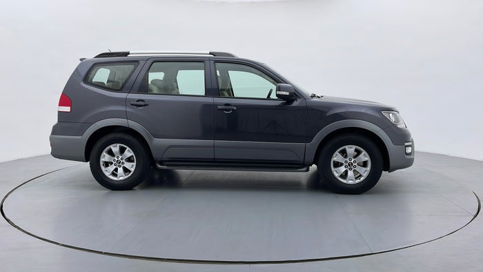 KIA MOHAVE-Right Side View