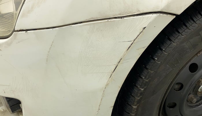 2011 Maruti Swift VXI D, Petrol, Manual, 77,021 km, Front bumper - Paint has minor damage