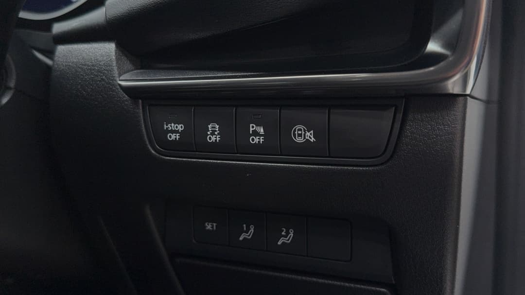 2024 Mazda 3 G25 Gt, Automatic, 22521 km, Utility Switches/Buttons