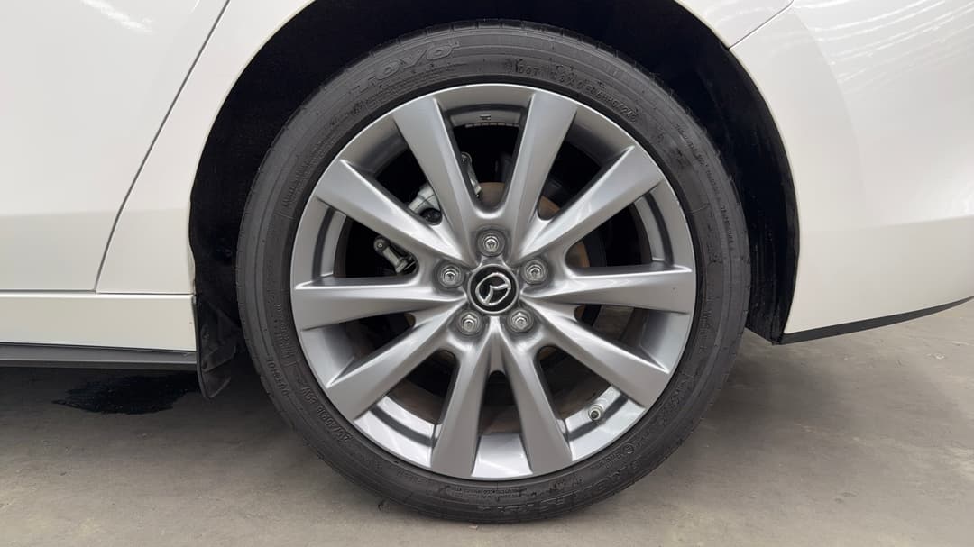 2024 Mazda 3 G25 Gt, Automatic, 22521 km, Left Rear Wheel