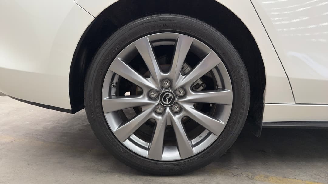 2024 Mazda 3 G25 Gt, Automatic, 22521 km, Right Rear Wheel