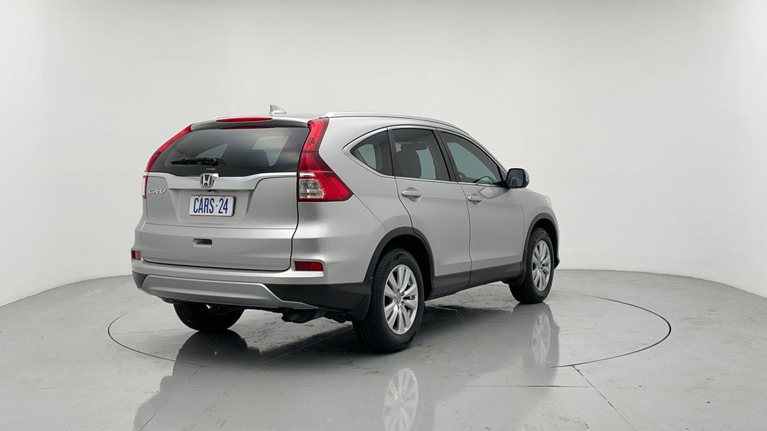 Right Back Diagonal (45- Degree) View