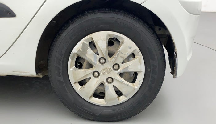 2012 Hyundai i10 MAGNA 1.1, CNG, Manual, 91,335 km, Left Rear Wheel