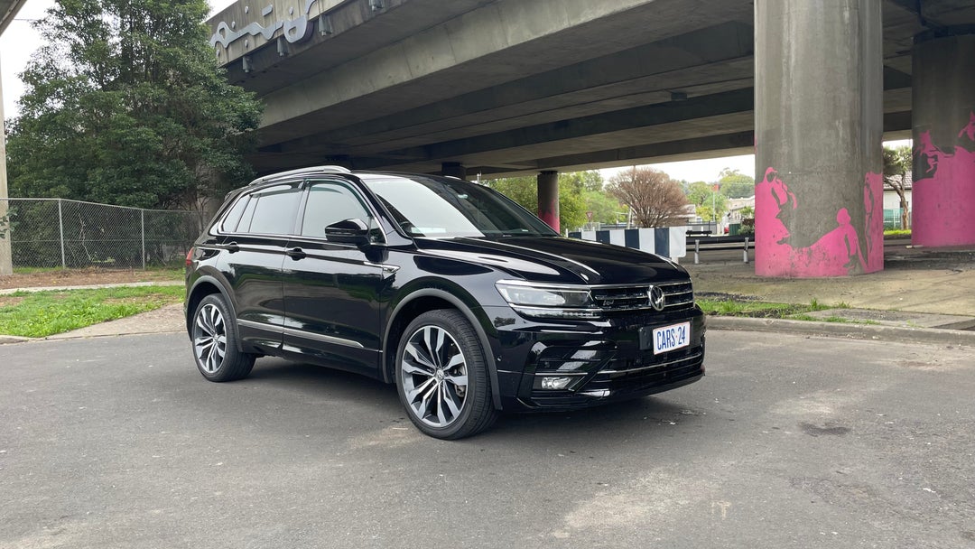 Right Front Diagonal (45- Degree) View