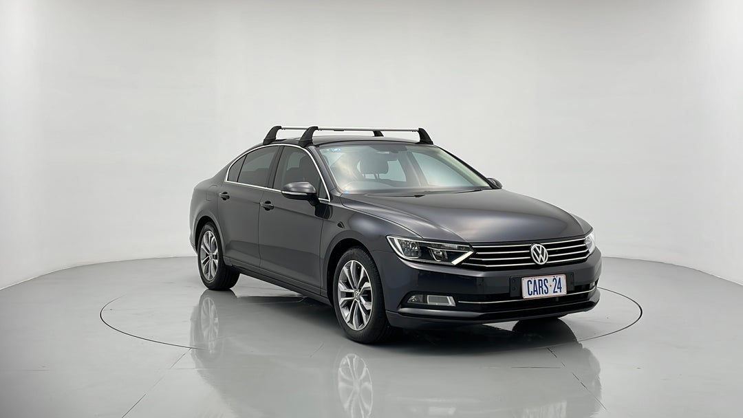 Right Front Diagonal (45- Degree) View