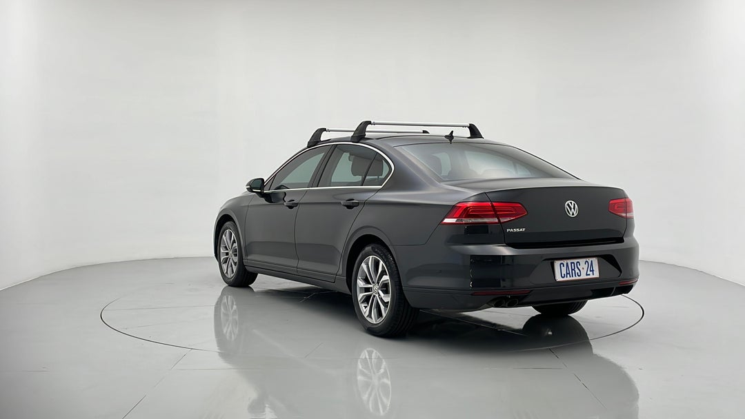 Left Back Diagonal (45- Degree) View