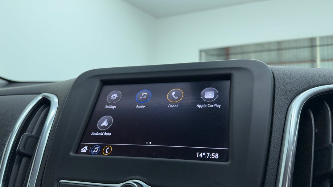 Android/Apple Car Play