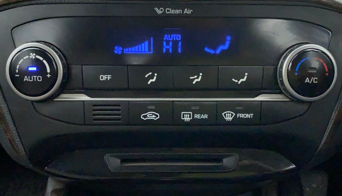 2015 Hyundai Elite i20 SPORTZ (O) 1.4, Diesel, Manual, 63,577 km, Automatic Climate Control