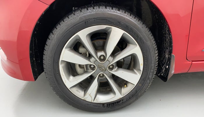 2015 Hyundai Elite i20 SPORTZ (O) 1.4, Diesel, Manual, 63,577 km, Left Front Wheel