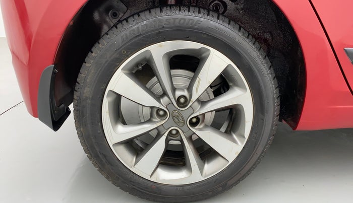 2015 Hyundai Elite i20 SPORTZ (O) 1.4, Diesel, Manual, 63,577 km, Right Rear Wheel
