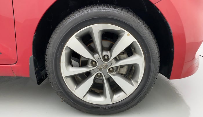2015 Hyundai Elite i20 SPORTZ (O) 1.4, Diesel, Manual, 63,577 km, Right Front Wheel