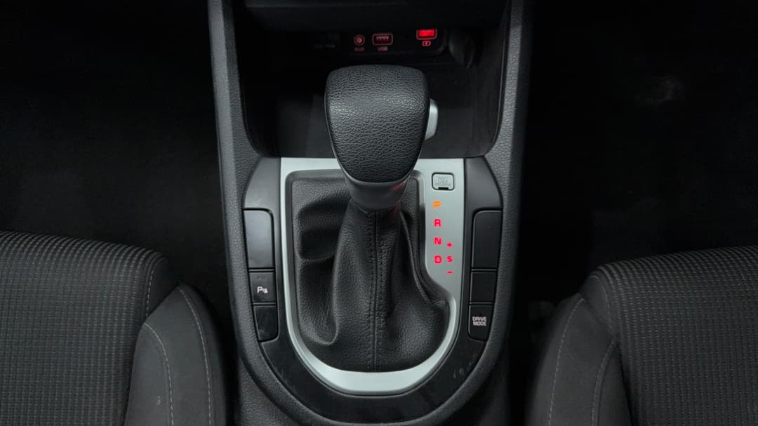 2019 Kia Cerato S, Automatic, 117213 km, Gear Lever 