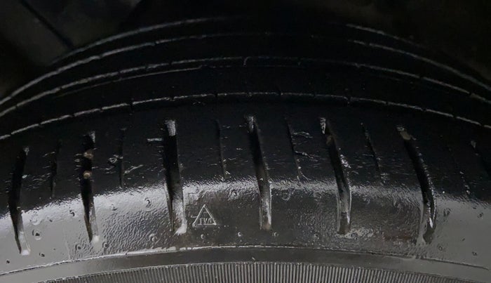 2019 Ford New Figo 1.2 TITANIUM BLU, Petrol, Manual, 15,986 km, Left Front Tyre Tread