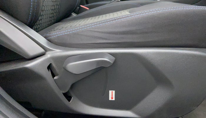 2019 Ford New Figo 1.2 TITANIUM BLU, Petrol, Manual, 15,986 km, Driver Side Adjustment Panel