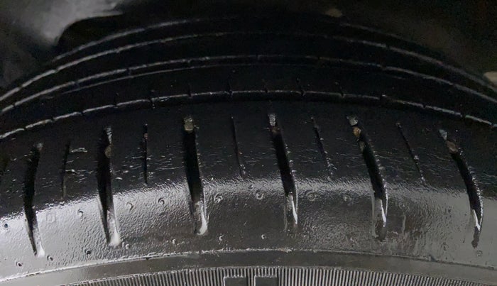 2019 Ford New Figo 1.2 TITANIUM BLU, Petrol, Manual, 15,986 km, Left Rear Tyre Tread
