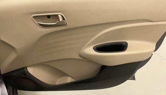 2019 Hyundai NEW SANTRO MAGNA, Petrol, Manual, 16,445 km, Driver Side Door Panels Control