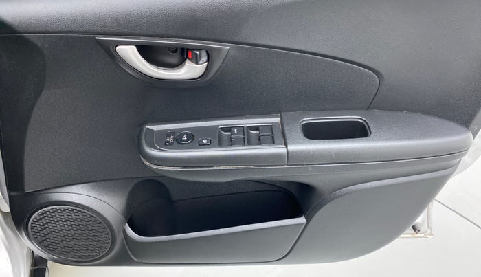 2017 Honda BR-V 1.5 i-VTEC S, Petrol, Manual, 40,480 km, Driver Side Door Panels Control