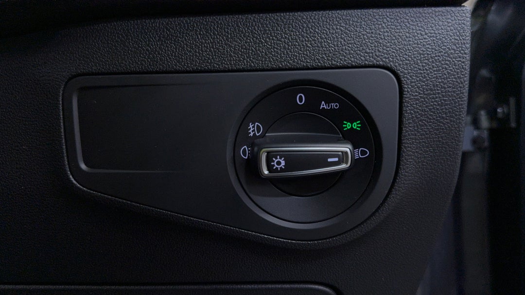 2018 Volkswagen Tiguan Allspace 162 Tsi Highline, Automatic, 99063 km, Utility Switches/Buttons