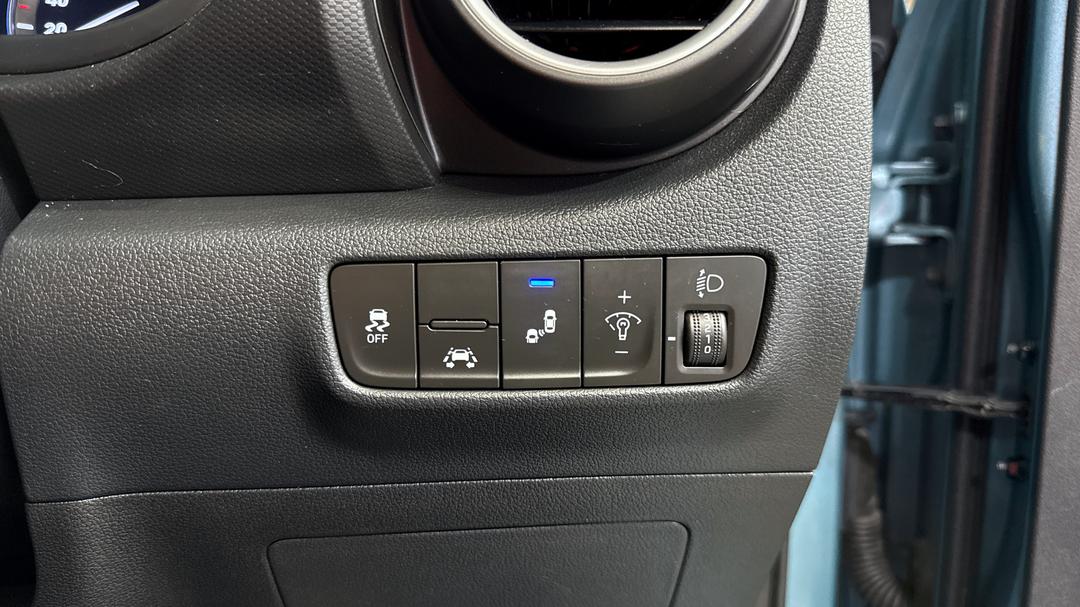 2019 Hyundai Kona Elite (FWD), Automatic, 117132 km, Utility Switches/Buttons