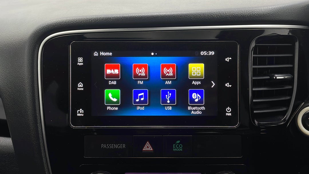 2016 Mitsubishi Outlander Exceed (4x4), Automatic, 111567 km, Infotainment System